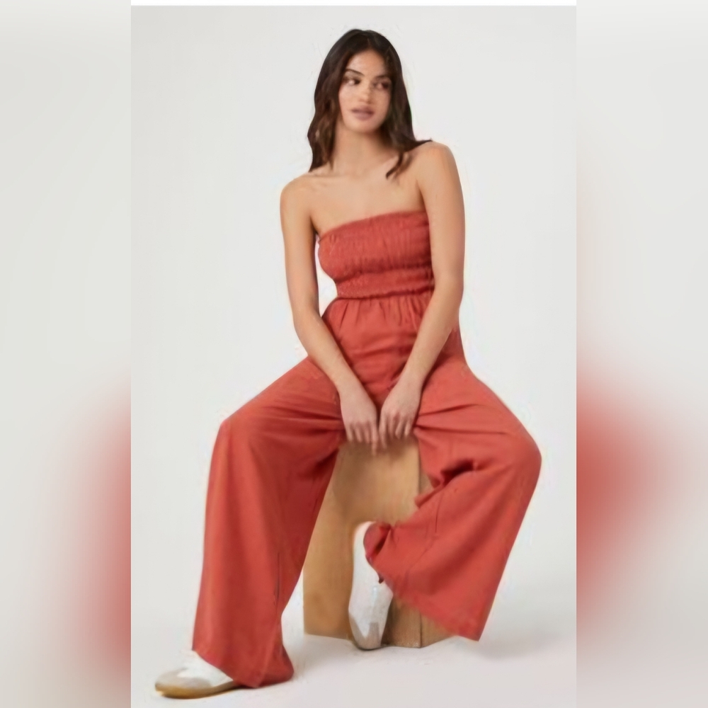 Smocked StraplessWide-Leg Jumpsuit NWT Size XS